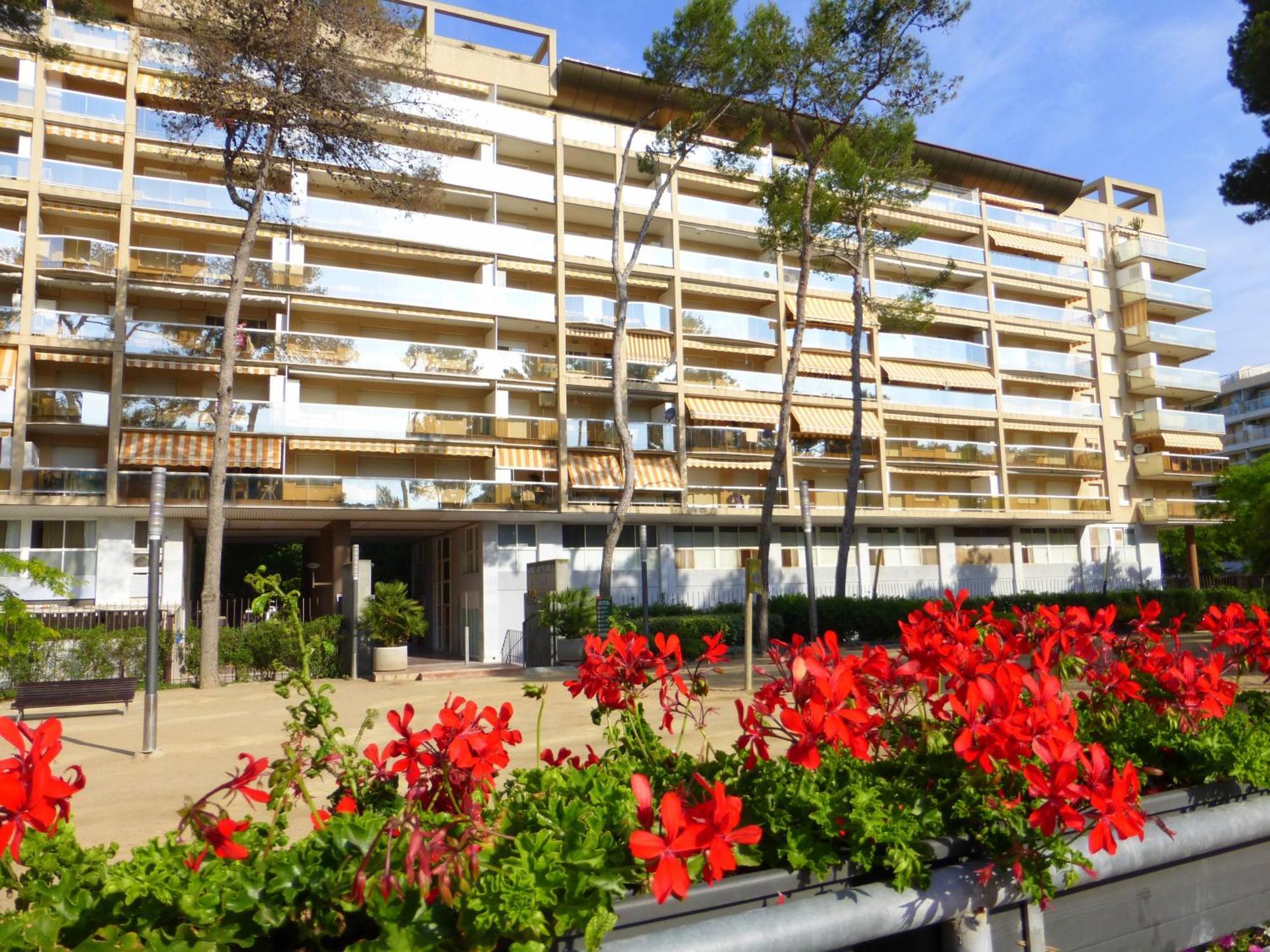 Rentalmar Park Suites Salou Exterior foto